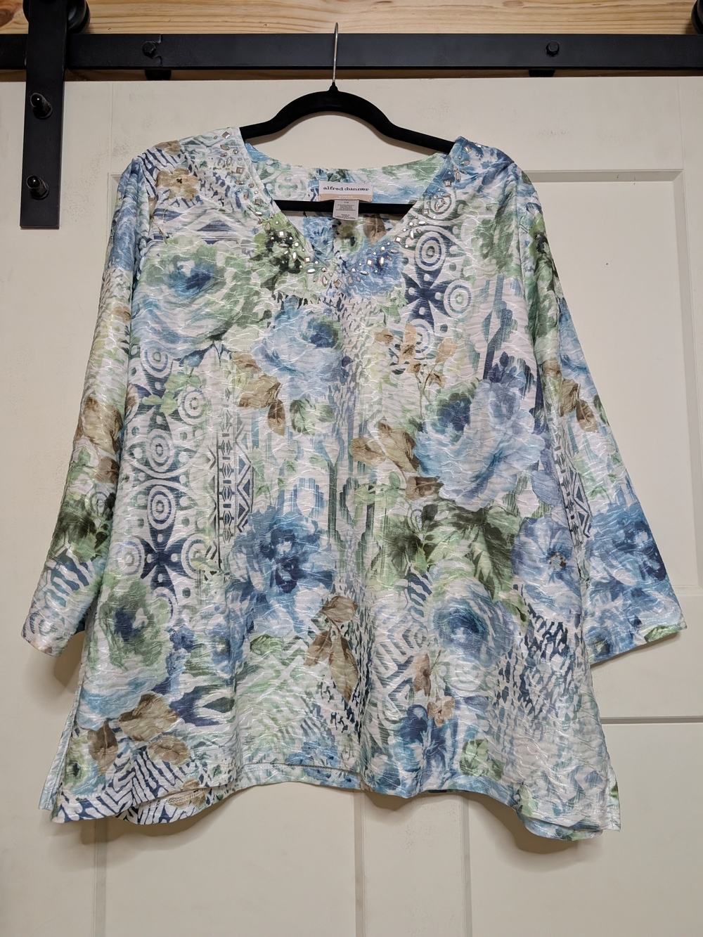 Alfred Dunner Blue & Green Floral V-Neck Tunic with Bead Accents Size 1x